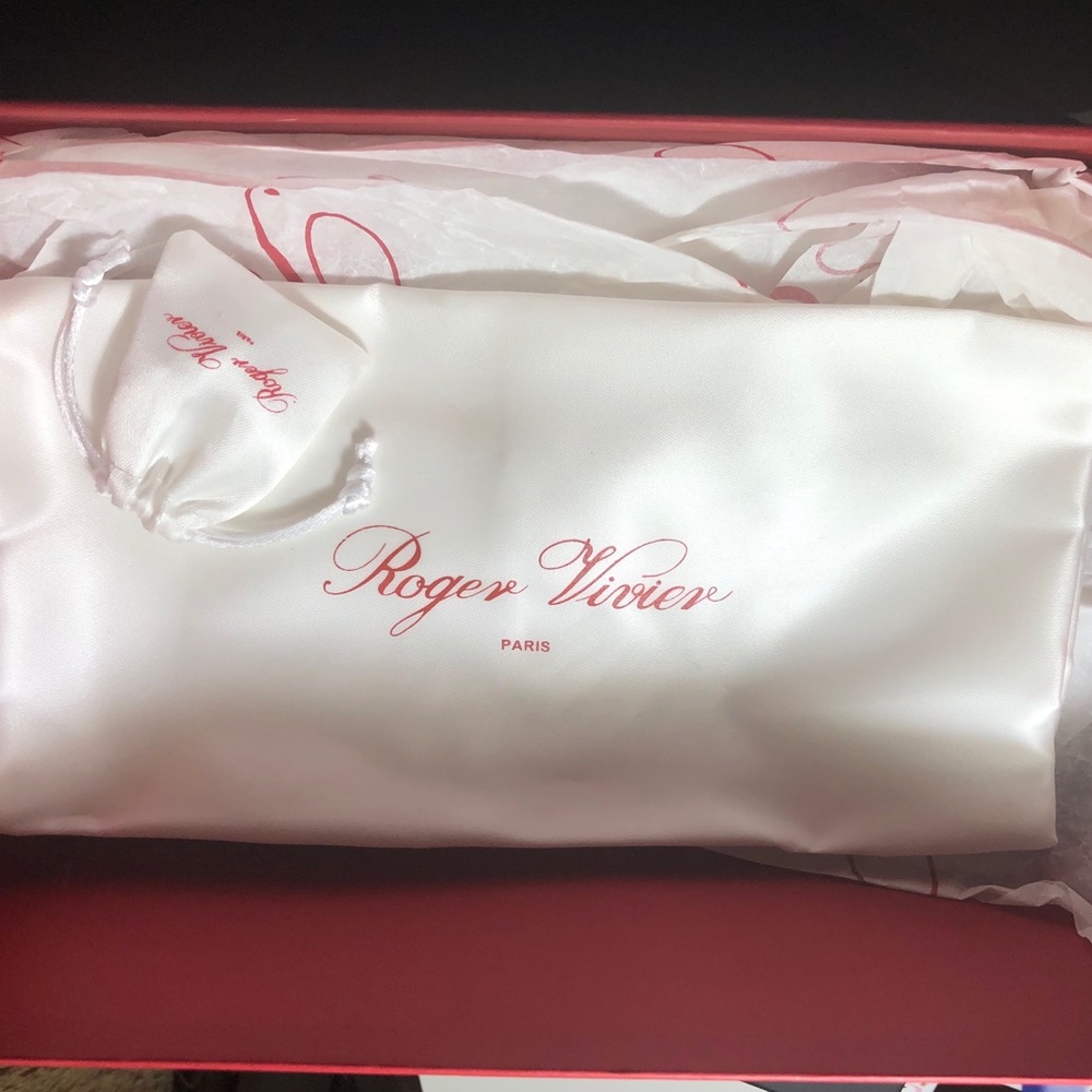Brand new Roger Vivier